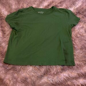 Universal Thread Cropped Tee